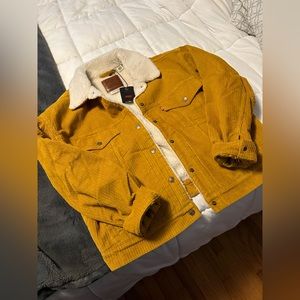 Levi’s 90’s Corduroy Sherpa Trucker Jacket
